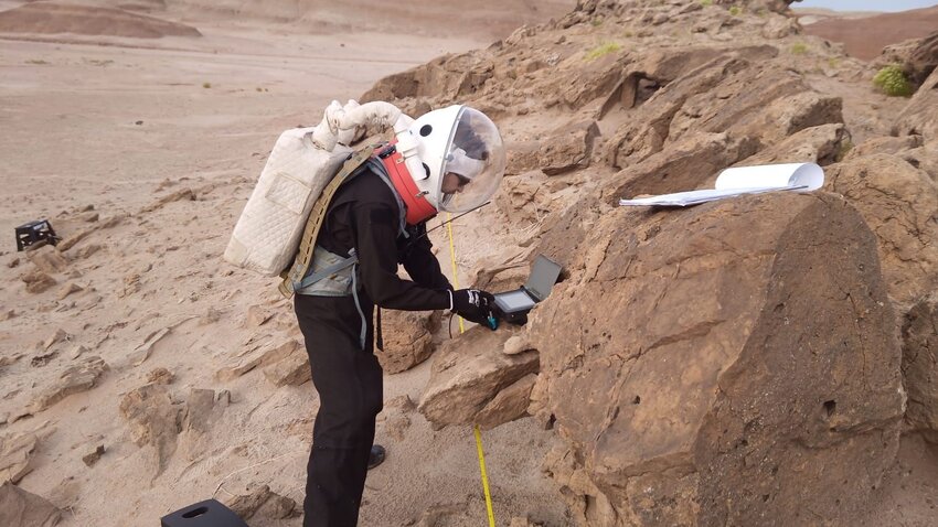 Non-destructive Testing on “Mars” Terrestrial Analog Sites with Ana Pires