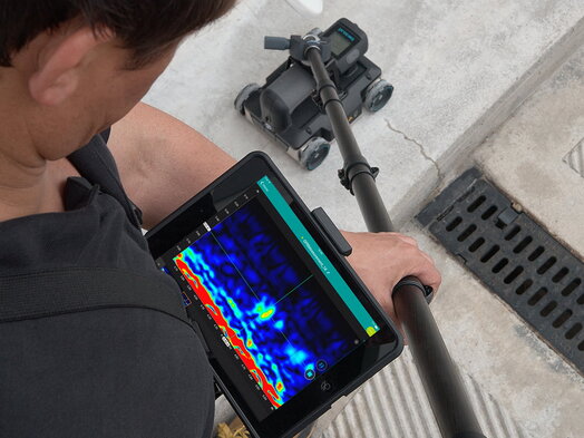 GP8000 Radar portable pour béton. Inspection plus rapide et plus facile du béton et imagerie structurelle grâce à la technologie du radar à pénétration de sol SFCW.